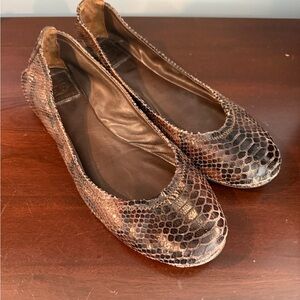 Tory Burch Brown Flats with Snakeskin Texture